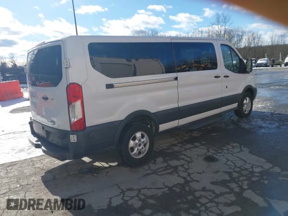 ✅ 2018 Ford Transit Passenger XL • VIN: 1FBZX2YMXJKB06357 • Лот: 43925982. Опубликован ранее на IAAI с пробегом 73 191 миль. Бесплатный доступ к архиву аукционных продаж из США и подробный отчёт об истории автомобиля на DreamBid. Изображение 4.