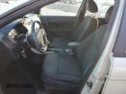 ✅ 2010 Ford Focus SE • VIN: 1FAHP3FN0AW149645 • Lot: 91670345. Wystawiony na Copart z przebiegiem Nie podano. Bezpłatny archiwum sprzedaży aukcyjnych z USA i szczegółowy raport historii pojazdu na DreamBid. Zdjęcie 7.