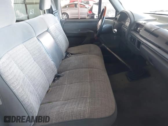 ✅ 1993 Ford F-150 • VIN: 1FTDF15Y8PLA09994 • Лот: 43100585. Опубликован ранее на IAAI с пробегом 248 790 миль. Бесплатный доступ к архиву аукционных продаж из США и подробный отчёт об истории автомобиля на DreamBid. Изображение 8.