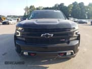 ✅ 2022 Chevrolet Silverado 1500 LT Trail Boss • VIN: 3GCPYFED3NG150774 • Lot: 68448235. Wystawiony na Copart z przebiegiem 48 071 mil. Bezpłatny archiwum sprzedaży aukcyjnych z USA i szczegółowy raport historii pojazdu na DreamBid. Zdjęcie 5.