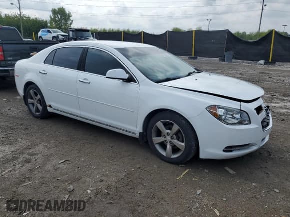 ✅ 2012 Chevrolet Malibu 1LT • VIN: 1G1ZC5E06CF152086 • Lot: 81725915. Listed on Copart with 177,095 mi. Free auction sales archive from the USA and detailed vehicle history report at DreamBid. Image 4.