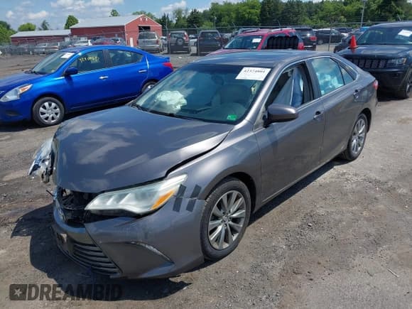✅ 2015 Toyota Camry XSE • VIN: 4T1BK1FK4FU560800 • Лот: 42374801. Опубликован ранее на IAAI с пробегом 59 690 миль. Бесплатный доступ к архиву аукционных продаж из США и подробный отчёт об истории автомобиля на DreamBid. Изображение 2.