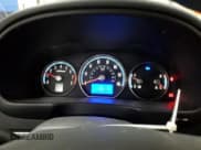 ✅ 2008 Hyundai Santa Fe GLS • VIN: 5NMSG73D98H208529 • Lot: 84091594. Listed on Copart with 255,898 mi. Free auction sales archive from the USA and detailed vehicle history report at DreamBid. Image 9.