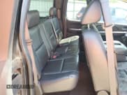 ✅ 2008 Chevrolet Silverado 1500 2LT • VIN: 2GCEC190881175974 • Lot: 51721825. Wystawiony na Copart z przebiegiem 199 809 mil. Bezpłatny archiwum sprzedaży aukcyjnych z USA i szczegółowy raport historii pojazdu na DreamBid. Zdjęcie 10.