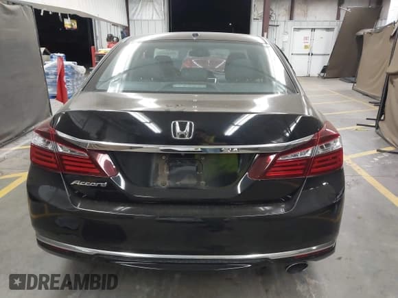 ✅ 2016 Honda Accord EX-L • VIN: 1HGCR2F84GA091582 • Lot: 43536638. Wystawiony na IAAI z przebiegiem 66 644 mil. Bezpłatny archiwum sprzedaży aukcyjnych z USA i szczegółowy raport historii pojazdu na DreamBid. Zdjęcie 16.