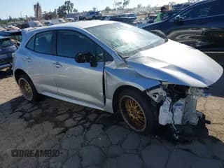 ✅ 2020 Toyota Corolla SE • VIN: JTND4RBE7L3090961 • Лот: 43195188. Опубликован ранее на IAAI с пробегом 9 911 миль. Бесплатный доступ к архиву аукционных продаж из США и подробный отчёт об истории автомобиля на DreamBid. Изображение 1.