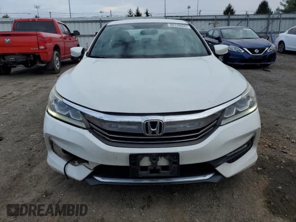 ✅ 2016 Honda Accord Sport • VIN: 1HGCR2F5XGA132285 • Лот: 90728665. Опубликован ранее на Copart с пробегом 191 500 миль. Бесплатный доступ к архиву аукционных продаж из США и подробный отчёт об истории автомобиля на DreamBid. Изображение 5.