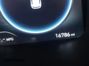 ✅ 2023 Hyundai Santa Fe Calligraphy • VIN: 5NMS54AL7PH577709 • Lot: 41771355. Wystawiony na IAAI z przebiegiem 16 786 mil. Bezpłatny archiwum sprzedaży aukcyjnych z USA i szczegółowy raport historii pojazdu na DreamBid. Zdjęcie 16.