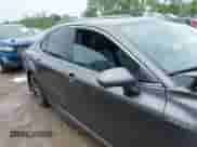 2020 Toyota Camry Hybrid SE z VIN 4T1J31AK2LU542677, wystawiony jako IAAI lot #42449548 z przebiegiem Nie podano mil oraz . Historia ofert i sprzedaży dostępna na DreamBid. Obrazek 14.