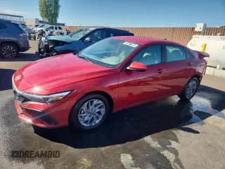 ✅ 2025 Hyundai Elantra Blue • VIN: KMHLM4DJXSU167582 • Lot: 83821905. Listed on Copart with 3,350 mi. Free auction sales archive from the USA and detailed vehicle history report at DreamBid. Image 1.