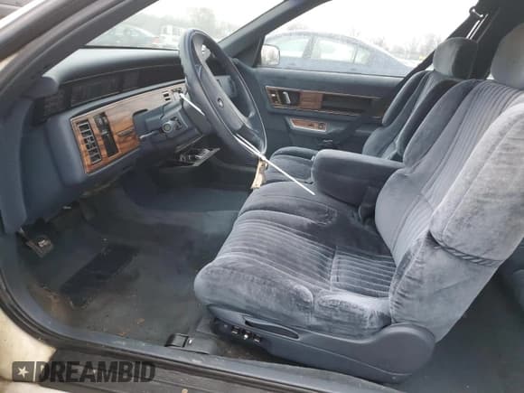 ✅ 1990 Buick Regal • VIN: 2G4WD14T3L1423376 • Lot: 43848175. Wystawiony na Copart z przebiegiem 51 407 mil. Bezpłatny archiwum sprzedaży aukcyjnych z USA i szczegółowy raport historii pojazdu na DreamBid. Zdjęcie 7.