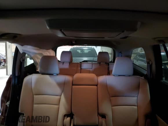 ✅ 2021 Honda Pilot Touring 8-Passenger • VIN: 5FNYF6H91MB002628 • Lot: 52885655. Listed on Copart with 41,537 mi. Free auction sales archive from the USA and detailed vehicle history report at DreamBid. Image 10.