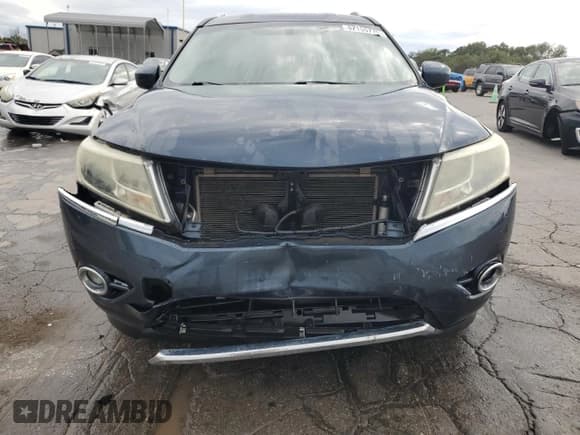 ✅ 2016 Nissan Pathfinder SV • VIN: 5N1AR2MN4GC641913 • Lot: 82155775. Listed on Copart with 173,165 mi. Free auction sales archive from the USA and detailed vehicle history report at DreamBid. Image 5.