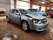 ✅ 2010 Dodge Avenger R/T • VIN: 1B3CC5FB0AN216236 • Лот: 77963664. Опубликован ранее на Copart с пробегом 198 982 миль. Бесплатный доступ к архиву аукционных продаж из США и подробный отчёт об истории автомобиля на DreamBid. Изображение 4.