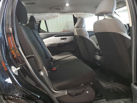 ✅ 2024 Honda Pilot Sport • VIN: 5FNYG1H22RB032392 • Лот: 67079125. Опубликован ранее на Copart с пробегом 9 879 миль. Бесплатный доступ к архиву аукционных продаж из США и подробный отчёт об истории автомобиля на DreamBid. Изображение 11.