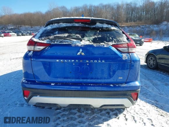 ✅ 2022 Mitsubishi Eclipse Cross SE • VIN: JA4ATWAA0NZ004293 • Lot: 41380344. Wystawiony na IAAI z przebiegiem 32 378 mil. Bezpłatny archiwum sprzedaży aukcyjnych z USA i szczegółowy raport historii pojazdu na DreamBid. Zdjęcie 16.