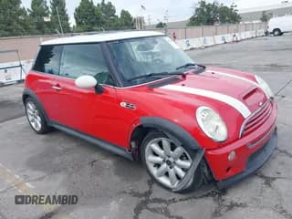 ✅ 2006 MINI Hardtop S • VIN: WMWRE33566TJ38308 • Lot: 43368891. Listed on IAAI with 151,018 mi. Free auction sales archive from the USA and detailed vehicle history report at DreamBid. Image 1.