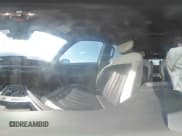 ✅ 2024 Kia EV9 GT-Line • VIN: KNDAEFS55R6023124 • Lot: 70505885. Wystawiony na Copart z przebiegiem 17 201 mil. Bezpłatny archiwum sprzedaży aukcyjnych z USA i szczegółowy raport historii pojazdu na DreamBid. Zdjęcie 15.