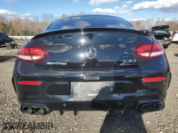 ✅ 2020 Mercedes-Benz C 43 AMG • VIN: WDDWJ6EBXLF939913 • Lot: 70352415. Wystawiony na Copart z przebiegiem 54 265 mil. Bezpłatny archiwum sprzedaży aukcyjnych z USA i szczegółowy raport historii pojazdu na DreamBid. Zdjęcie 6.
