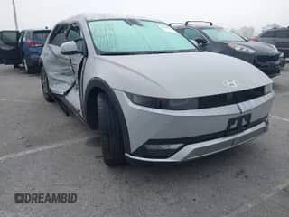 ✅ 2023 Hyundai Ioniq 5 SE Standard Range • VIN: KM8KM4AB6PU179311 • Lot: 41602550. Wystawiony na IAAI z przebiegiem 18 214 mil. Bezpłatny archiwum sprzedaży aukcyjnych z USA i szczegółowy raport historii pojazdu na DreamBid. Zdjęcie 1.