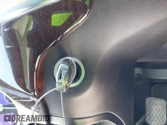 ✅ 2014 Mercedes-Benz GL 450 • VIN: 4JGDF7CE0EA319735 • Лот: 43159331. Опубликован ранее на IAAI с пробегом 81 718 миль. Бесплатный доступ к архиву аукционных продаж из США и подробный отчёт об истории автомобиля на DreamBid. Изображение 11.