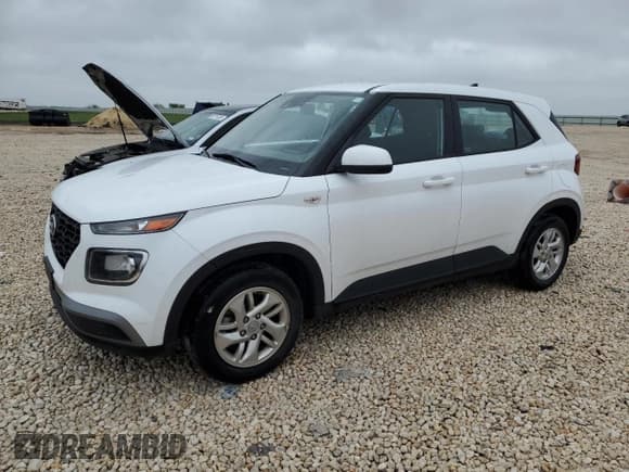 ✅ 2022 Hyundai Venue SE • VIN: KMHRB8A36NU155544 • Lot: 50712555. Listed on Copart with 24,241 mi. Free auction sales archive from the USA and detailed vehicle history report at DreamBid. Image 1.