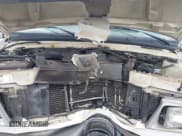 ✅ 2002 Ford Econoline Cargo Commercial • VIN: 1FTSE34L32HA23177 • Lot: 43355878. Wystawiony na IAAI z przebiegiem 106 810 mil. Bezpłatny archiwum sprzedaży aukcyjnych z USA i szczegółowy raport historii pojazdu na DreamBid. Zdjęcie 10.