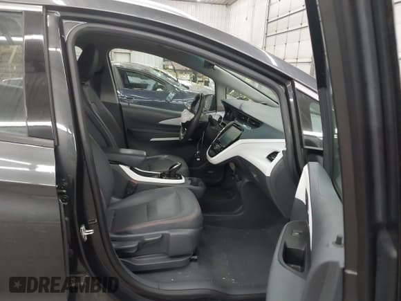 ✅ 2017 Chevrolet Bolt EV Premier • VIN: 1G1FX6S05H4191045 • Lot: 43410723. Listed on IAAI with 26,448 mi. Free auction sales archive from the USA and detailed vehicle history report at DreamBid. Image 5.