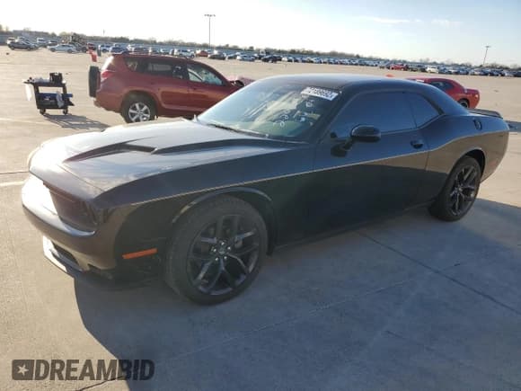 ✅ 2020 Dodge Challenger SXT • VIN: 2C3CDZAG4LH179679 • Lot: 72189692. Wystawiony na Copart z przebiegiem 25 380 mil. Bezpłatny archiwum sprzedaży aukcyjnych z USA i szczegółowy raport historii pojazdu na DreamBid. Zdjęcie 1.