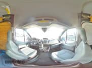 ✅ 2017 Ford Transit • VIN: 1FTBW3XM4HKB25441 • Lot: 69480095. Wystawiony na Copart z przebiegiem 161 696 mil. Bezpłatny archiwum sprzedaży aukcyjnych z USA i szczegółowy raport historii pojazdu na DreamBid. Zdjęcie 15.