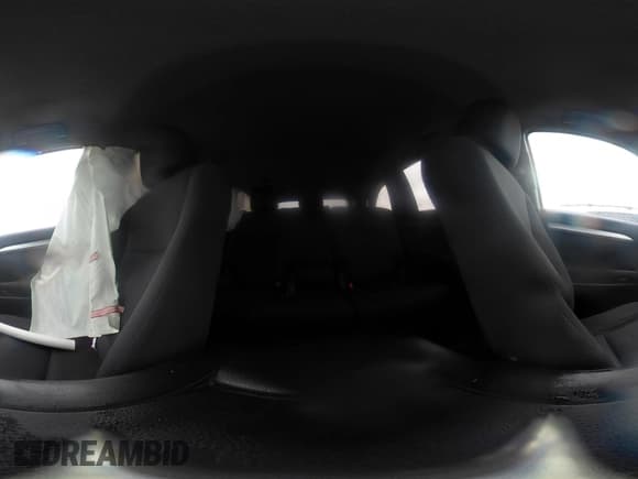 ✅ 2018 Toyota Highlander LE • VIN: 5TDBZRFH0JS840018 • Lot: 41621355. Wystawiony na IAAI z przebiegiem 128 495 mil. Bezpłatny archiwum sprzedaży aukcyjnych z USA i szczegółowy raport historii pojazdu na DreamBid. Zdjęcie 19.