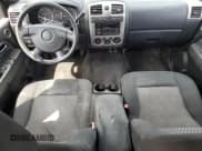 ✅ 2009 Chevrolet Colorado 1LT • VIN: 1GCDT13E898153567 • Лот: 63604394. Опубликован ранее на Copart с пробегом Не указан. Бесплатный доступ к архиву аукционных продаж из США и подробный отчёт об истории автомобиля на DreamBid. Изображение 8.