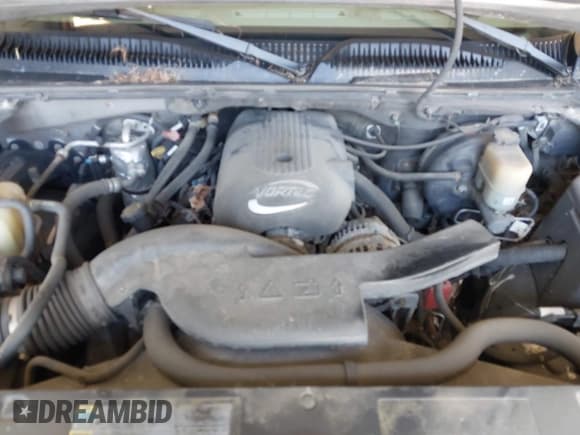 ✅ 2002 Chevrolet Suburban LT • VIN: 1GNFK16Z42J221525 • Lot: 43004717. Listed on IAAI with 266,001 mi. Free auction sales archive from the USA and detailed vehicle history report at DreamBid. Image 10.