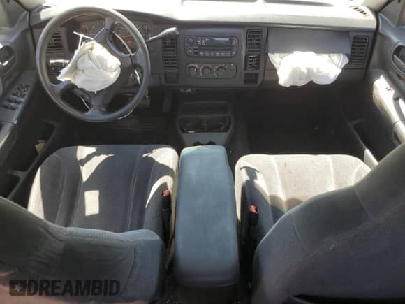 2004 Dodge Dakota SLT z VIN 1D7HL48N94S717644, wystawiony jako Copart lot #71394124 z przebiegiem 155 892 mil mil oraz Szkoda całkowita • Salvage title. Historia ofert i sprzedaży dostępna na DreamBid. Obrazek 8.