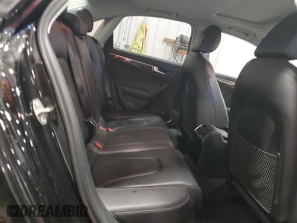 ✅ 2015 Audi A4 Premium Plus • VIN: WAUFFAFL7FN013742 • Лот: 81735964. Опубликован ранее на Copart с пробегом 101 027 миль. Бесплатный доступ к архиву аукционных продаж из США и подробный отчёт об истории автомобиля на DreamBid. Изображение 10.