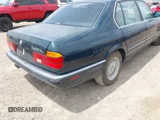 ✅ 1994 BMW 7 Series • VIN: WBAGD8329RDE92628 • Lot: 42177332. Wystawiony na IAAI z przebiegiem 176 179 mil. Bezpłatny archiwum sprzedaży aukcyjnych z USA i szczegółowy raport historii pojazdu na DreamBid. Zdjęcie 6.