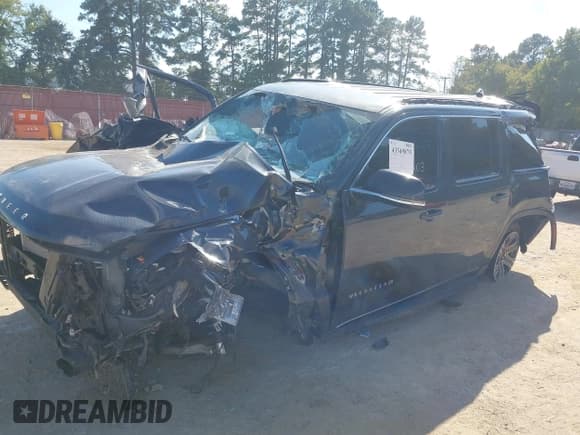 ✅ 2024 Jeep Wagoneer Series II • VIN: 1C4SJRBP9RS146130 • Lot: 43349875. Listed on IAAI with 30,607 mi. Free auction sales archive from the USA and detailed vehicle history report at DreamBid. Image 23.