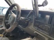 ✅ 2002 Chevrolet Silverado 2500HD LT • VIN: 1GCHK23162F148036 • Лот: 63422355. Опубликован ранее на Copart с пробегом Не указан. Бесплатный доступ к архиву аукционных продаж из США и подробный отчёт об истории автомобиля на DreamBid. Изображение 9.