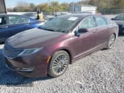 ✅ 2013 Lincoln MKZ Hybrid • VIN: 3LN6L2LU6DR823433 • Lot: 43593364. Wystawiony na IAAI z przebiegiem 200 198 mil. Bezpłatny archiwum sprzedaży aukcyjnych z USA i szczegółowy raport historii pojazdu na DreamBid. Zdjęcie 2.