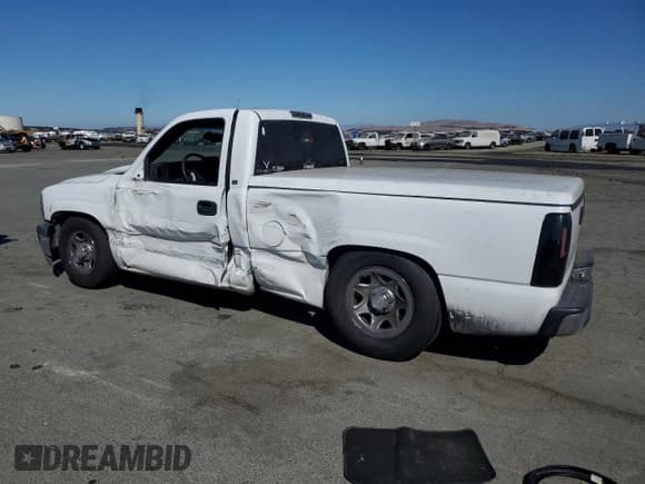 ✅ 1999 Chevrolet Silverado 1500 • VIN: 1GCEC14WXXZ205090 • Лот: 71936744. Опубликован ранее на Copart с пробегом 220 294 миль. Бесплатный доступ к архиву аукционных продаж из США и подробный отчёт об истории автомобиля на DreamBid. Изображение 2.