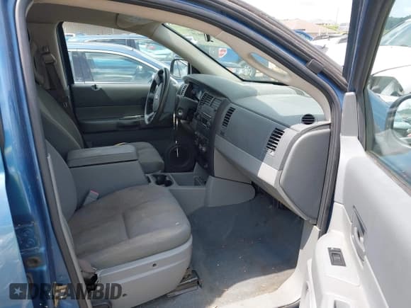 ✅ 2005 Dodge Durango SXT • VIN: 1D4HB38N95F575185 • Лот: 42680439. Опубликован ранее на IAAI с пробегом 201 781 миль. Бесплатный доступ к архиву аукционных продаж из США и подробный отчёт об истории автомобиля на DreamBid. Изображение 5.