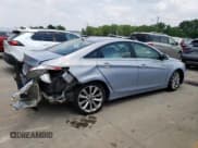 ✅ 2012 Hyundai Sonata SE • VIN: 5NPEC4AC9CH477031 • Lot: 60033034. Listed on Copart with 88,859 mi. Free auction sales archive from the USA and detailed vehicle history report at DreamBid. Image 3.