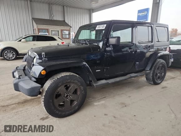 ✅ 2011 Jeep Wrangler Unlimited Sahara • VIN: 1J4HA5H17BL632676 • Lot: 93631145. Wystawiony na Copart z przebiegiem 114 780 mil. Bezpłatny archiwum sprzedaży aukcyjnych z USA i szczegółowy raport historii pojazdu na DreamBid. Zdjęcie 1.