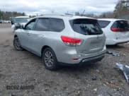 ✅ 2016 Nissan Pathfinder S • VIN: 5N1AR2MM7GC609075 • Lot: 41936684. Listed on IAAI with 114,968 mi. Free auction sales archive from the USA and detailed vehicle history report at DreamBid. Image 3.