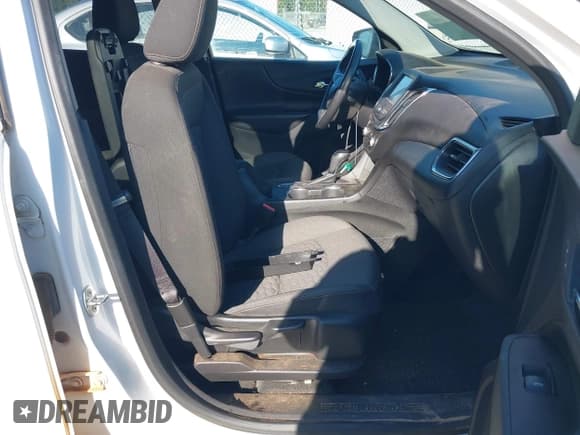 ✅ 2018 Chevrolet Equinox LT • VIN: 2GNAXJEV7J6326839 • Lot: 43398569. Listed on IAAI with 169,804 mi. Free auction sales archive from the USA and detailed vehicle history report at DreamBid. Image 5.