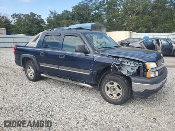 ✅ 2006 Chevrolet Avalanche LS • VIN: 3GNEC12Z36G146905 • Lot: 82307305. Listed on Copart with 221,775 mi. Free auction sales archive from the USA and detailed vehicle history report at DreamBid. Image 4.