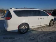 ✅ 2018 Chrysler Pacifica Touring L • VIN: 2C4RC1BGXJR246527 • Lot: 92611645. Wystawiony na Copart z przebiegiem 145 751 mil. Bezpłatny archiwum sprzedaży aukcyjnych z USA i szczegółowy raport historii pojazdu na DreamBid. Zdjęcie 3.