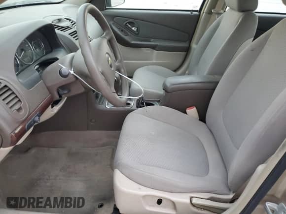 2007 Chevrolet Malibu 1LS z VIN 1G1ZS58FX7F196052, wystawiony jako Copart lot #75845294 z przebiegiem 56 997 mil mil oraz Szkoda całkowita • Salvage title. Historia ofert i sprzedaży dostępna na DreamBid. Obrazek 7.