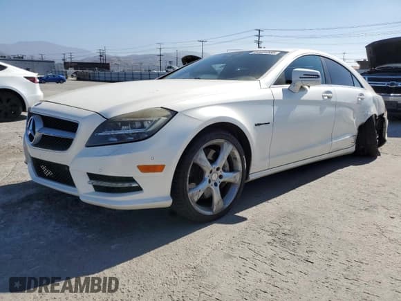 ✅ 2012 Mercedes-Benz CLS 550 • VIN: WDDLJ7DBXCA044221 • Lot: 84484585. Wystawiony na Copart z przebiegiem 89 287 mil. Bezpłatny archiwum sprzedaży aukcyjnych z USA i szczegółowy raport historii pojazdu na DreamBid. Zdjęcie 1.