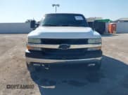✅ 2002 Chevrolet Silverado 2500HD LT • VIN: 1GCHK23U62F183928 • Lot: 43651982. Wystawiony na IAAI z przebiegiem 210 872 mil. Bezpłatny archiwum sprzedaży aukcyjnych z USA i szczegółowy raport historii pojazdu na DreamBid. Zdjęcie 12.